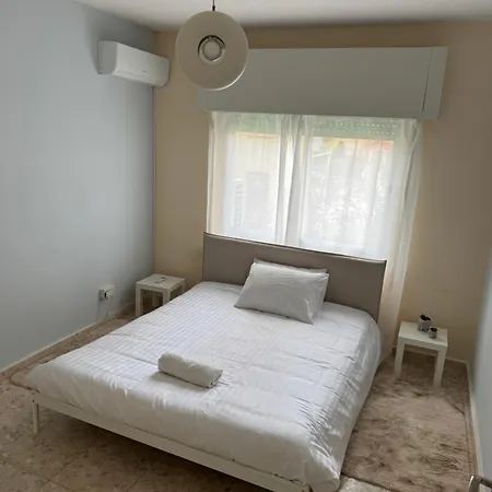 Georges 2 Bedroom *