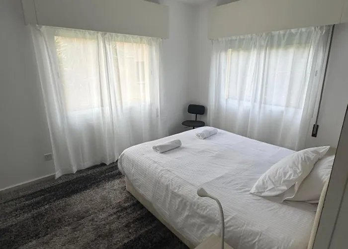 Georges 2 Bedroom Daire